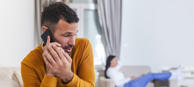 Cheating GirlfriendCheating Girlfriend