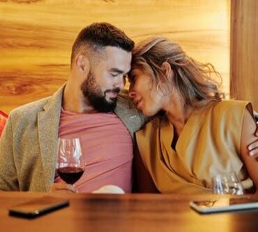 how to find a girlfriend