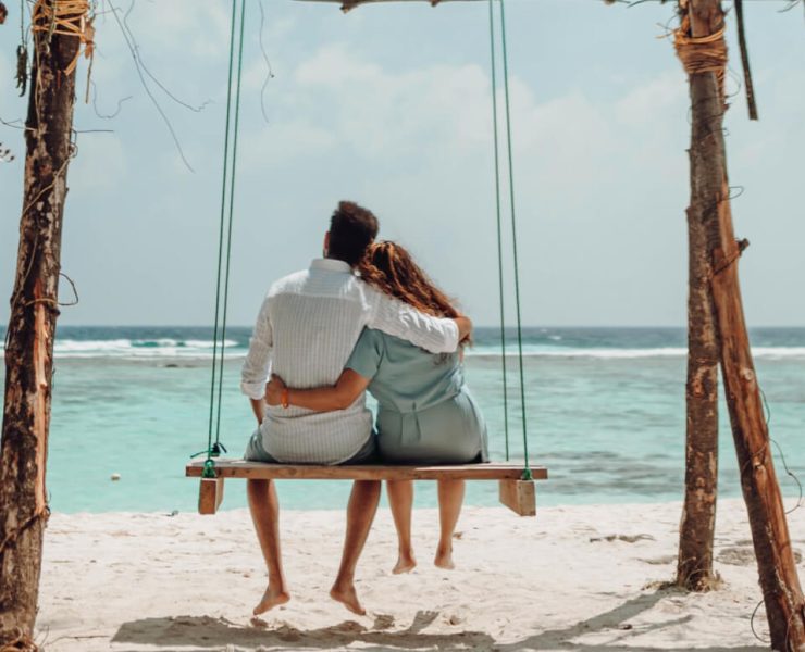 how to make someone fall in love with you