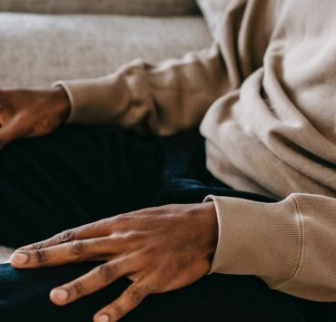 how to tell if a guy has a small package