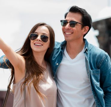 how to tell if a girl likes you